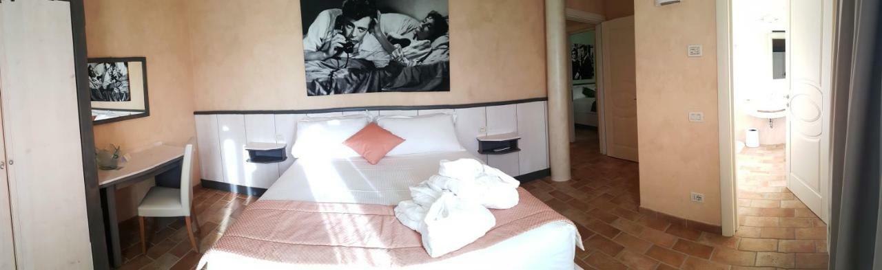 Hotel Locanda Dolce Vita San Dona di Piave Bagian luar foto